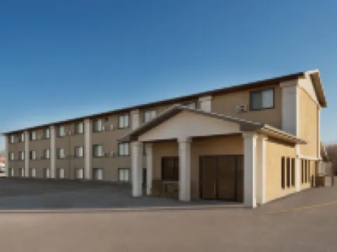 Super 8 by Wyndham Clear Lake Hotels in Clear Lake