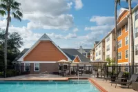 Residence Inn Orlando East/UCF Area Hotel di Chuluota