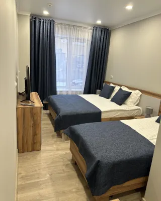 Mini-Otel Gostinitsa "ul. Tazi Gizzata 1v" Mini-Hotel - 小旅館