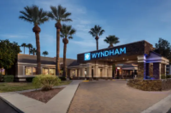 Wyndham Tucson Airport & Conference Center