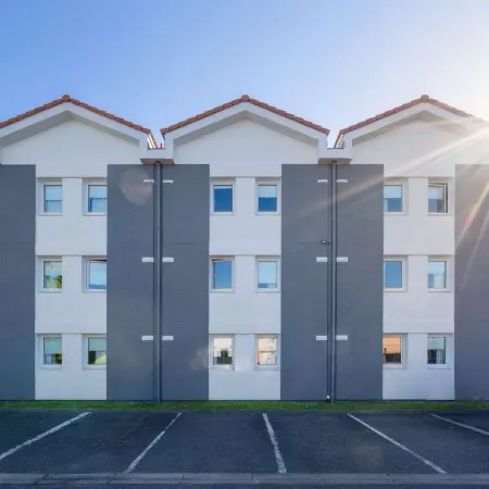 Ibis Cergy-Pontoise le Port