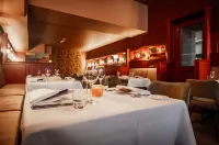 Hotel Halbert - 4 Sao