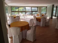 อิลลูชั่น โรงแรม - สระว่ายน้ำแบบอินฟินิตี้