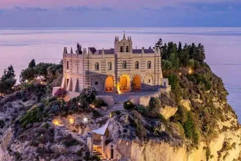 S'o Suites Tropea