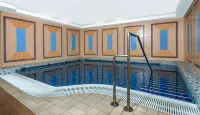 Hotel Continental - piscine