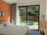 Salty Woods Lodge, Chambre d'hôtes Hotels in Soustons