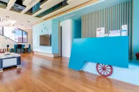 CHEN FENG HOMESTAY - Kitchens
