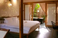 Tổ Boutique Garden