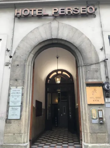 佩爾塞奧酒店
