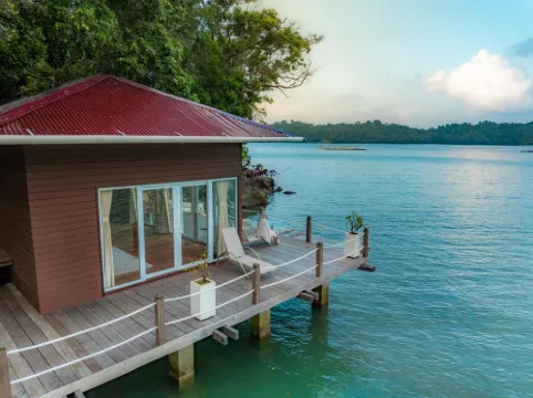 The Hawk's Nest Resort Hotels in Sukakarya