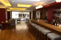 The J Hotel & Spa