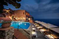 Hotel Punta Tragara - Pools