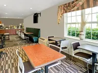 Microtel Inn & Suites by Wyndham Cherokee Hotels in Cherokee