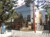 Hotel Leto トゥアプセのホテル
