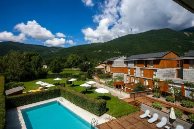 Tierra de Biescas Hotels near Búbal