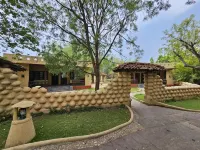 The Celebration Van Vilas - Pools