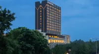 DoubleTree by Hilton Jakarta Bintaro Jaya Hotel a 