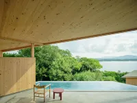 Yawn Yard Kouri Island - romantici
