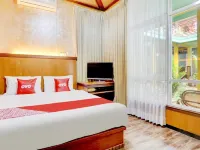 OYO 90303 Cafe & Homestay Kolam Pancing Abah Hotels in Singosari