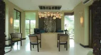 Acuatico Beach Resort