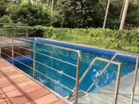 Teak Town - 3 estrellas