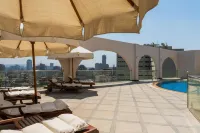 Om Kolthoom Hotel - С бассейном