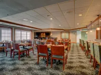 Holiday Inn & Suites MILWAUKEE AIRPORT by IHG Hotels near Pitman Theater