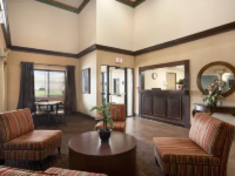 ซุปเปอร์ 8 บายวินด์แฮม แฟร์วิวไฮท์ส-เซนต์หลุยส์ โรงแรมในSt. Clair County