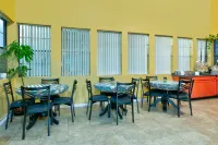 Howard Johnson by Wyndham San Marcos Hotels in Martindale