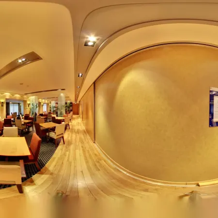 Holiday Inn Express SOUTHAMPTON M27, JCT.7 by IHG