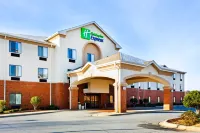 Holiday Inn Express Forest City Hotels in Rutherfordton