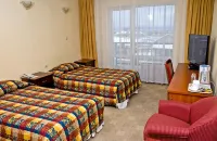 Zemlyanichnye Kholmy Hotels in 