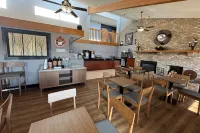 AmericInn by Wyndham Albert Lea Hotels in Albert Lea