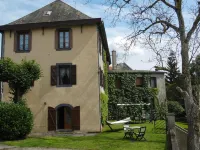 A l'Aube des Volcans Hotel a Les Ancizes-Comps