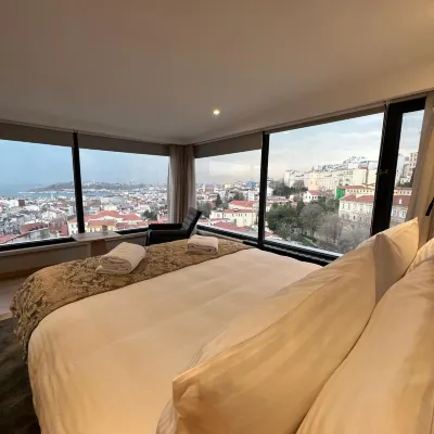 Louis Rooms Hôtels à proximité de : Beyoğlu