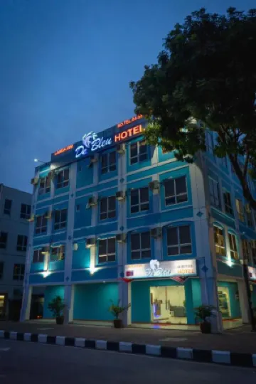 Langkawi de Bleu Hotel Отели рядом с достопримечательностью «Gua kelawar»