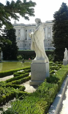Hostal Buenos Aires โรงแรมใกล้Edificio España