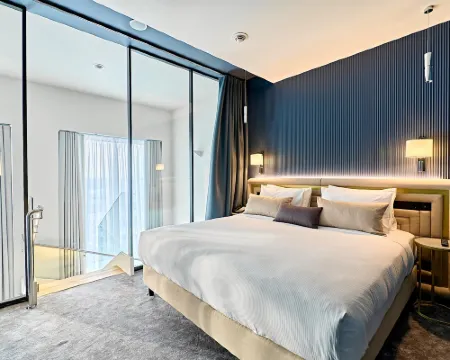 Hotel 50|60 Omsk オムスクのホテル