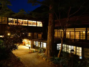Houshi Onsen Chojukan
