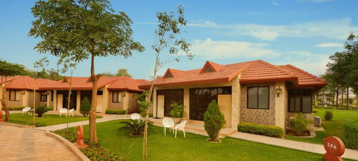 Shri Radha Brij Vasundhara Resort & Spa Hotel a Mathura
