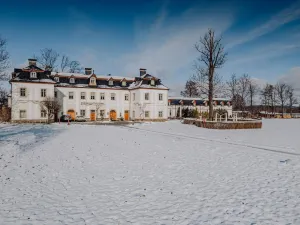 Pałac Pakoszów Schlosshotel Wernersdorf