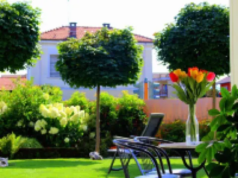 Eremes Rooms & Apartments クーネオのホテル