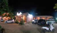Kinasih Homestay - parking