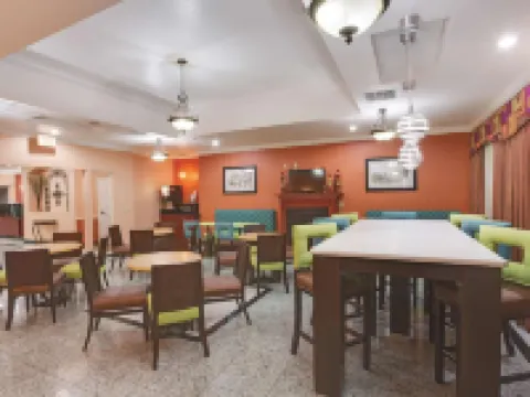 La Quinta Inn & Suites by Wyndham St. Augustine Hotels in St. Augustine