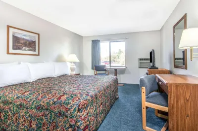 Super 8 by Wyndham Missoula/Brooks Street Hotel a Missoula