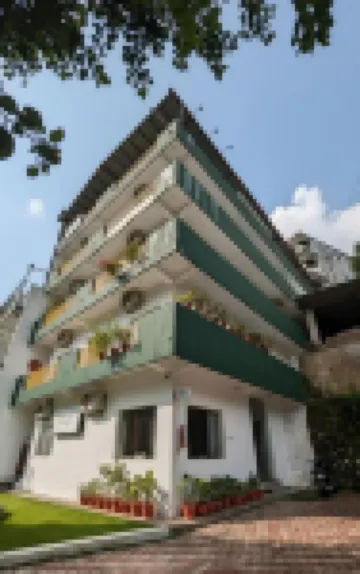 GreenDay Escapes Отели в г. 