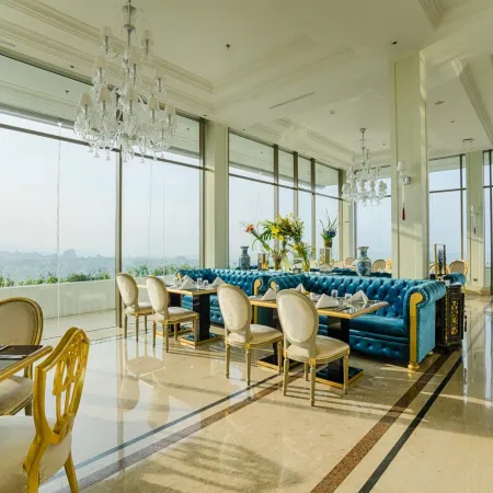 Art Deco Luxury Hotel & Residence