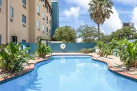 Holiday Inn BROWNSVILLE by IHG - Pools