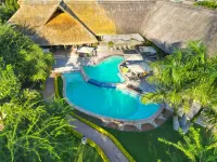 Shearwater's Explorers Village - Pools