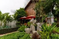 Isann Lodge - Villas